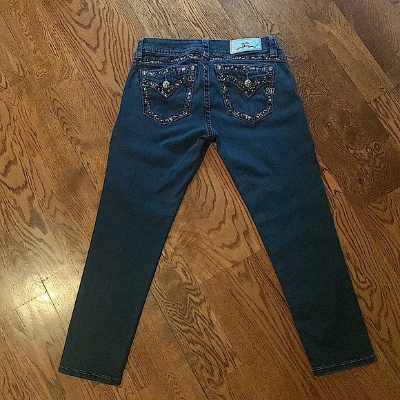 Miss Me Easy Crop Jeans - Picture 3 of 8